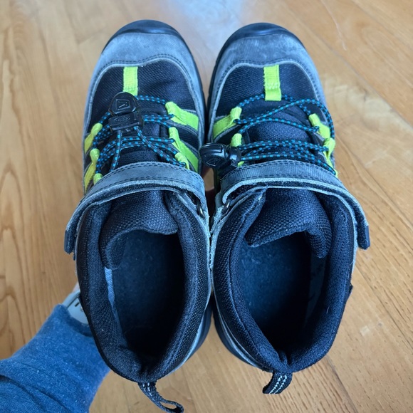 Keen Hikeport 2 Hiking Boots Black Primrose Low WP Gray Yellow Boys Youth Kids 5 - Picture 7 of 10